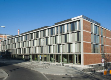Laboratorní centrum technologické fakulty ve Zlíně je otevřeno