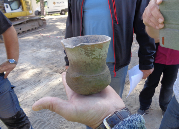 Při stavbě školy v Čelákovicích byly objeveny archeologické skvosty