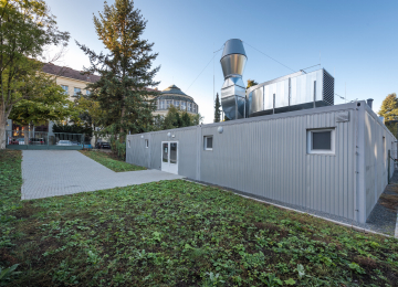 Construction of a temporary canteen at Charles University